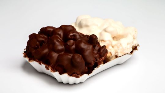 Pignolata Messinese — Doppia Glassa Cioccolato e Limone